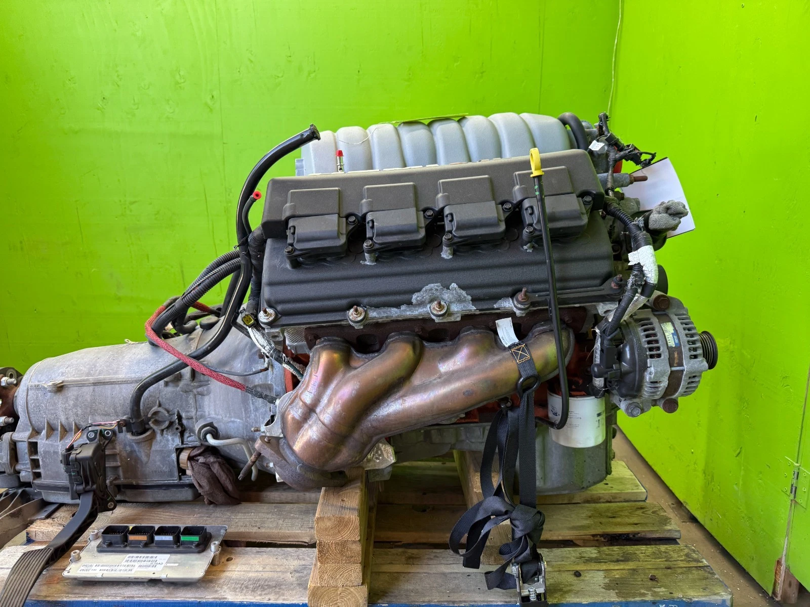 06-10 DODGE CHARGER SRT-8 SRT COMPLETE 6.1 ENGINE TRANSMISSION SWAP - Image 11