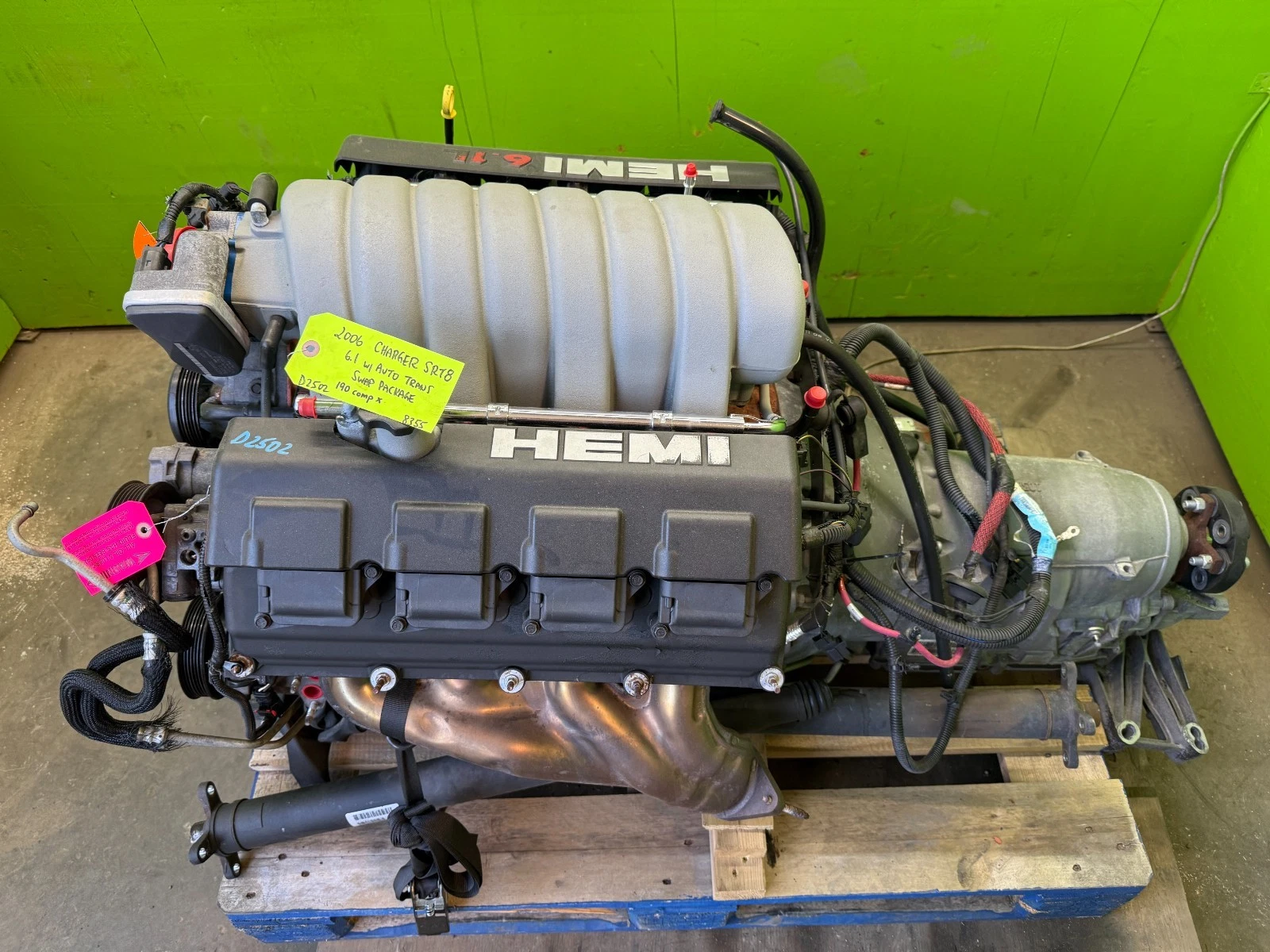 06-10 DODGE CHARGER SRT-8 SRT COMPLETE 6.1 ENGINE TRANSMISSION SWAP - Image 4