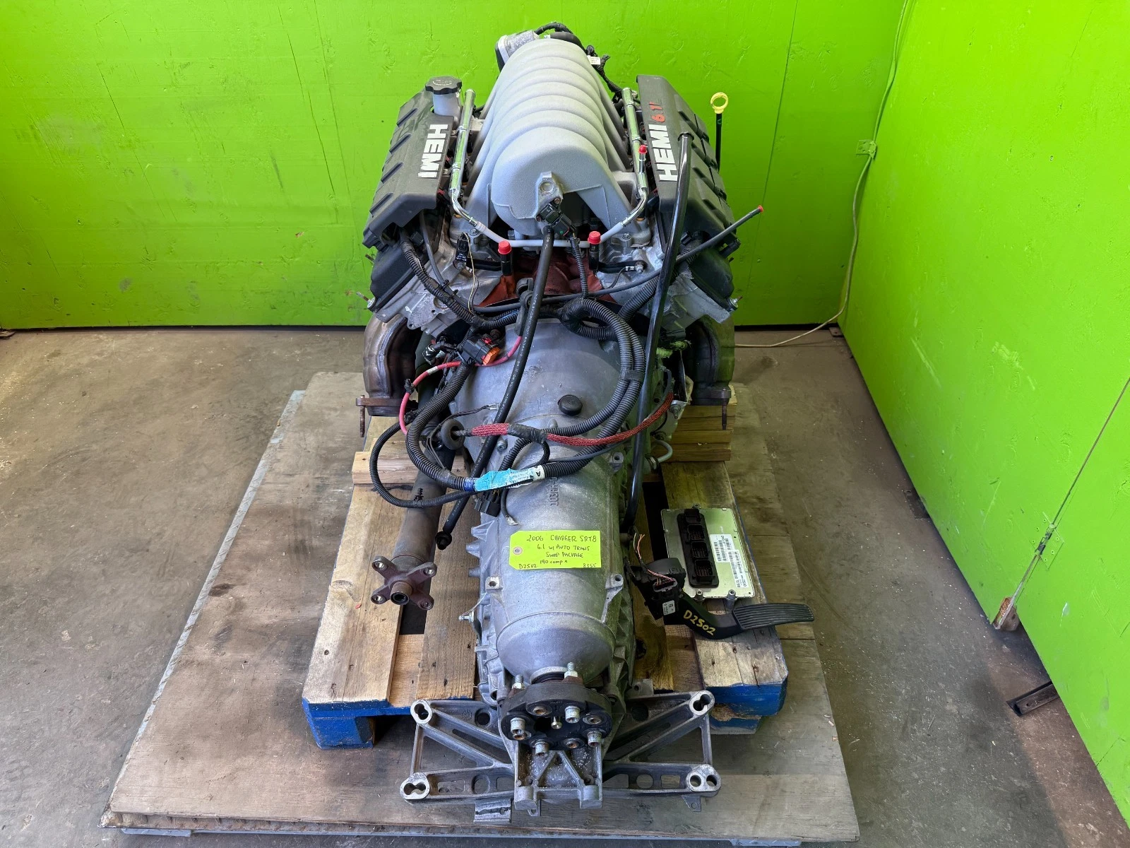 06-10 DODGE CHARGER SRT-8 SRT COMPLETE 6.1 ENGINE TRANSMISSION SWAP - Image 6