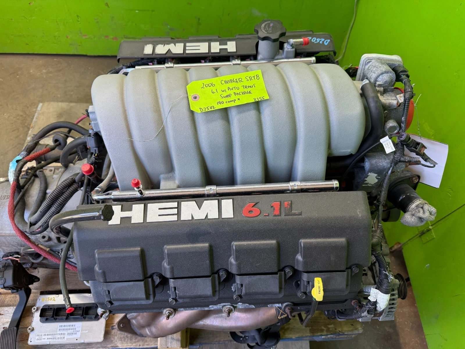 06-10 DODGE CHARGER SRT-8 SRT COMPLETE 6.1 ENGINE TRANSMISSION SWAP - Image 10